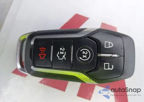 2016 Ford Explorer Sport z USA, uszkodzony, nr VIN 1FM5K8GT6GGD24324